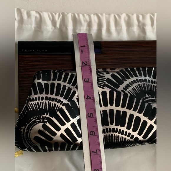 ✨RARE✨ TRINA TURK METALLIC LEATHER + WOOD Clutch Bag Purse NEW - Picture 6 of 16